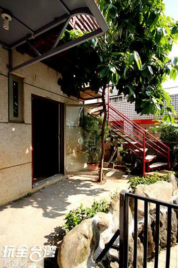 Museum Traveler'S Bnb 三芝区 エクステリア 写真